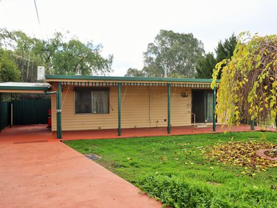 33 Weeroona Avenue, White Hills