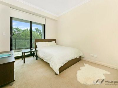 54 / 11 Bay Drive, Meadowbank