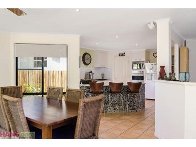 10 McKenna Court, Noosaville