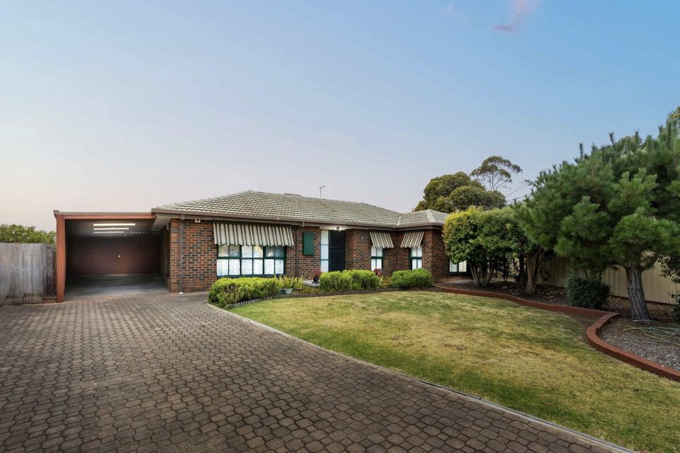 13a Elstree Court, Kealba