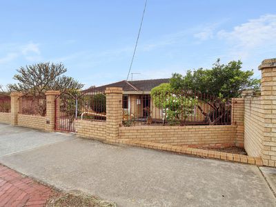 314A Grand Promenade, Dianella