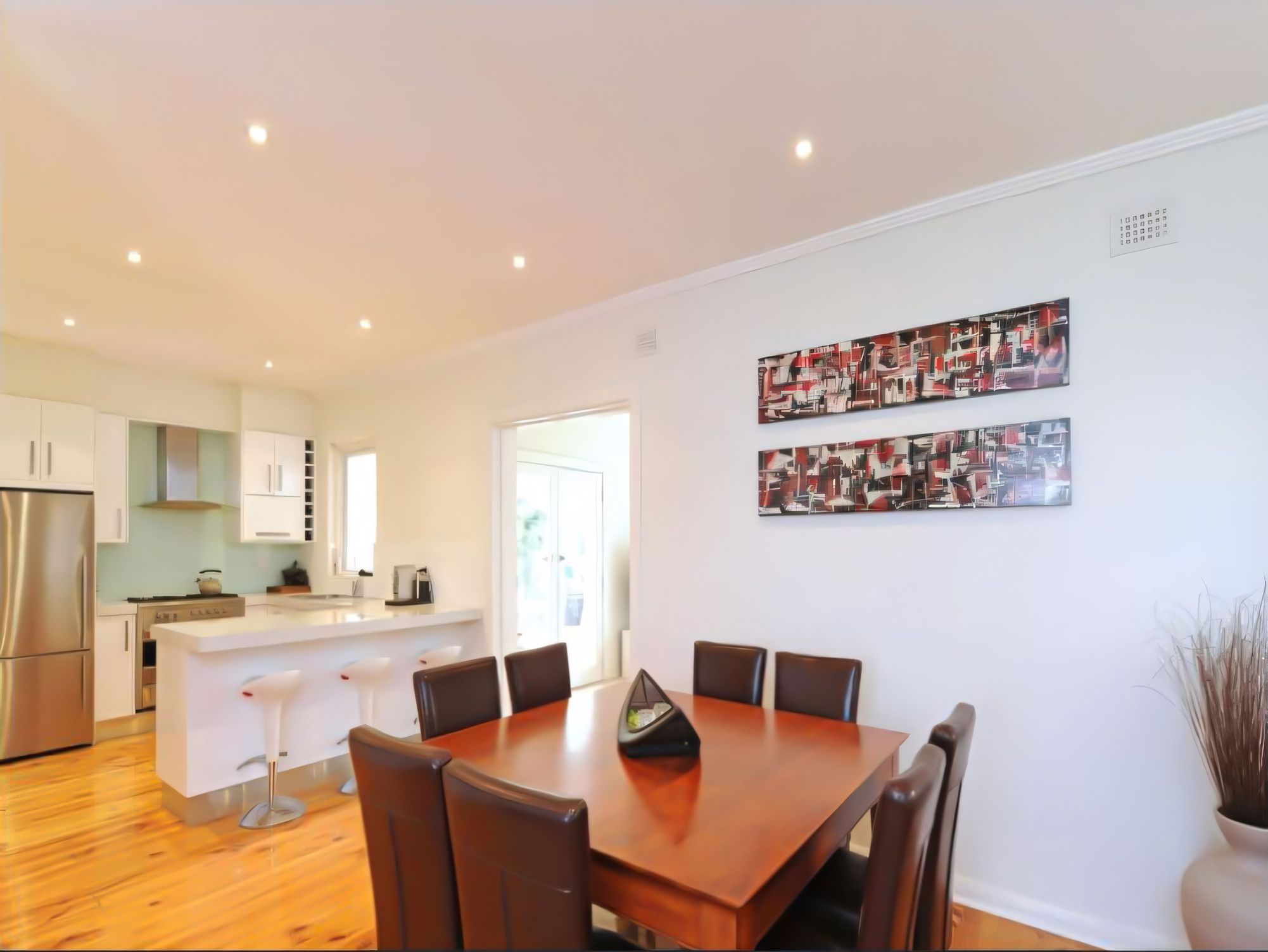 81 Pine Avenue, Glenelg North