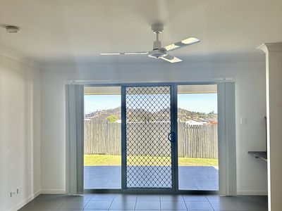2 / 24 Negrita Street, Harristown