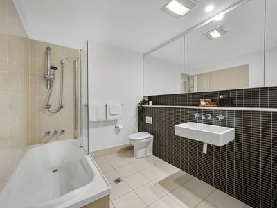 135 / 54 Printers Way, Kingston