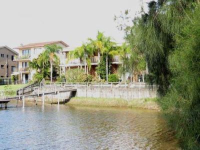 4 / 81 Goonawarra Drive, Mooloolaba