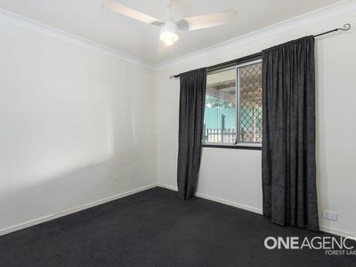 5 Myra Ct, Camira