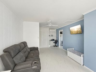 3 Moorhen Court, Eli Waters
