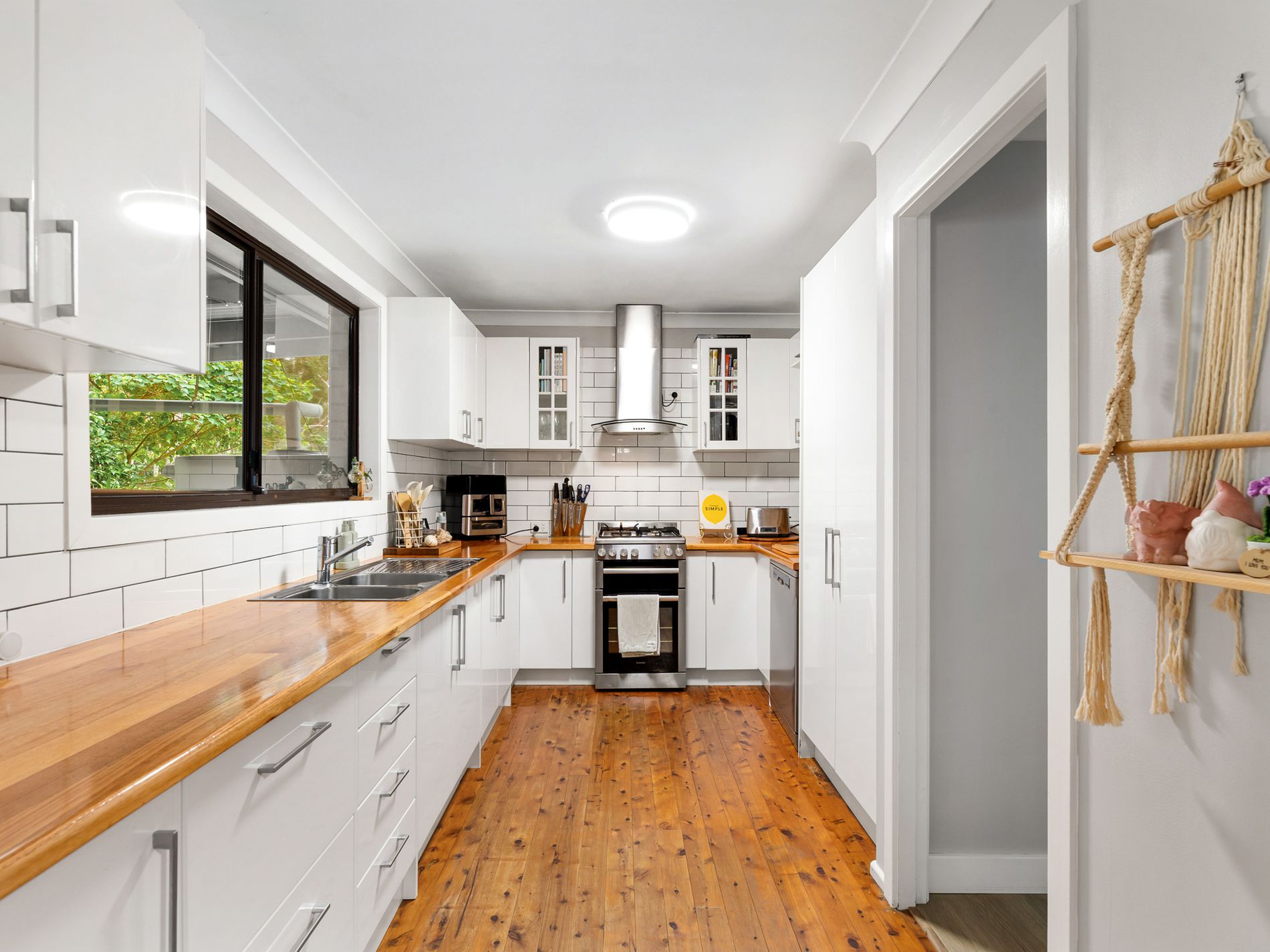 27 Surf Beach Avenue, Surf Beach