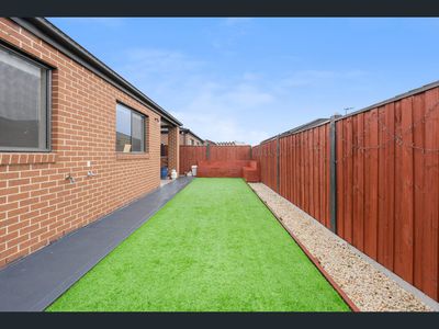 9 Onoway Approach, Mickleham