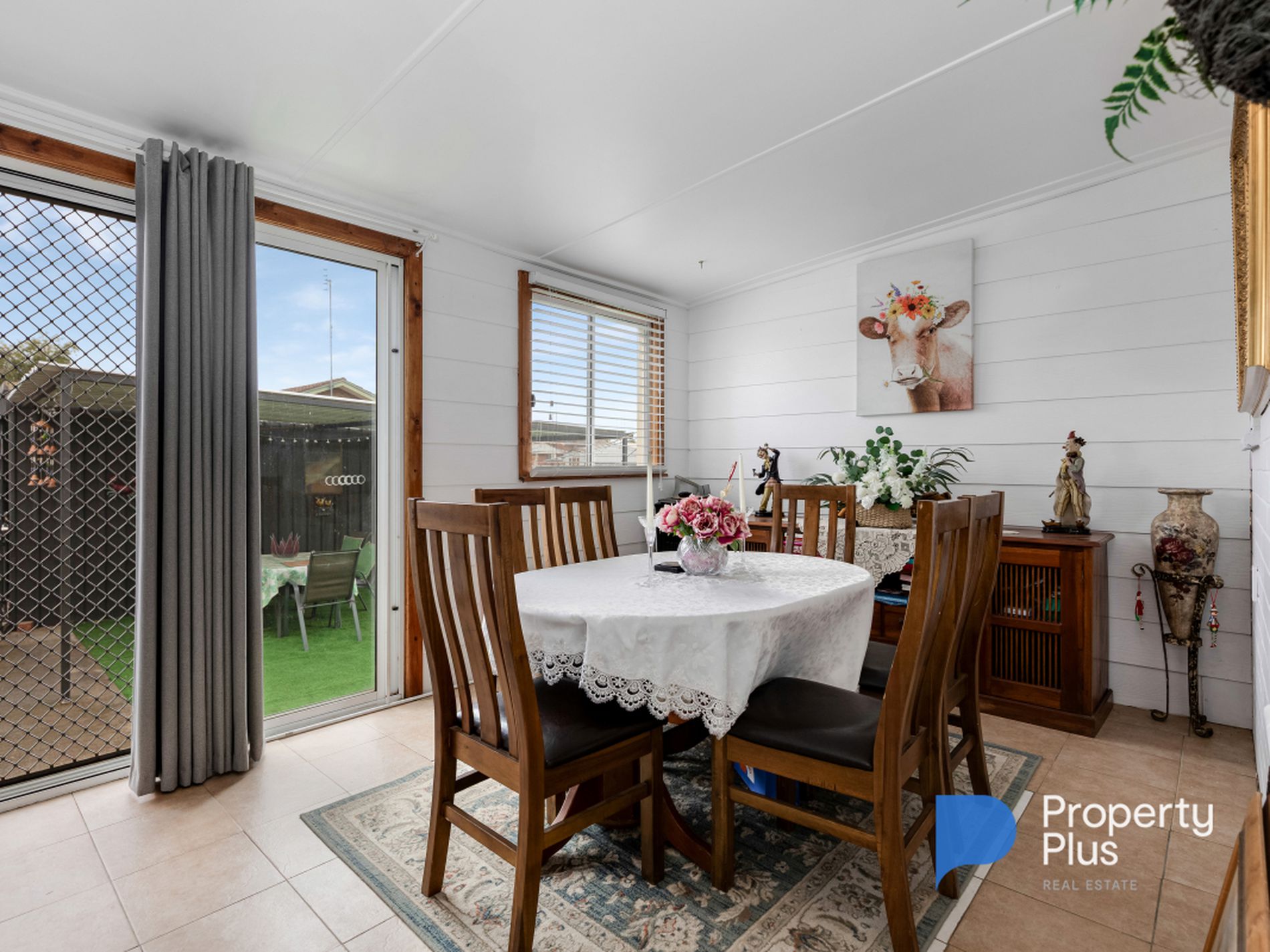 10 ARMSTRONG STREET, Charlton
