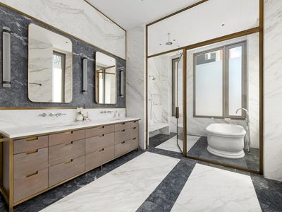 601 Washington Street, Unit THE, Manhattan, NY, International