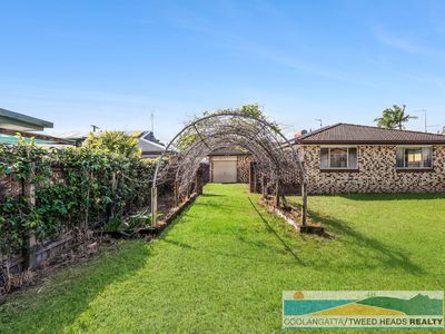 82 Sunset Boulevard, Tweed Heads West