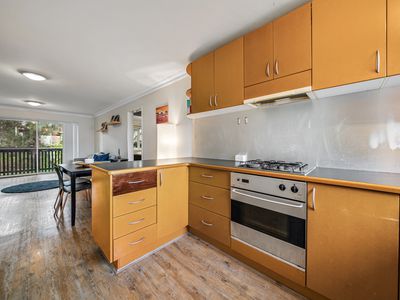 3 / 200 Railway Parade, West Leederville