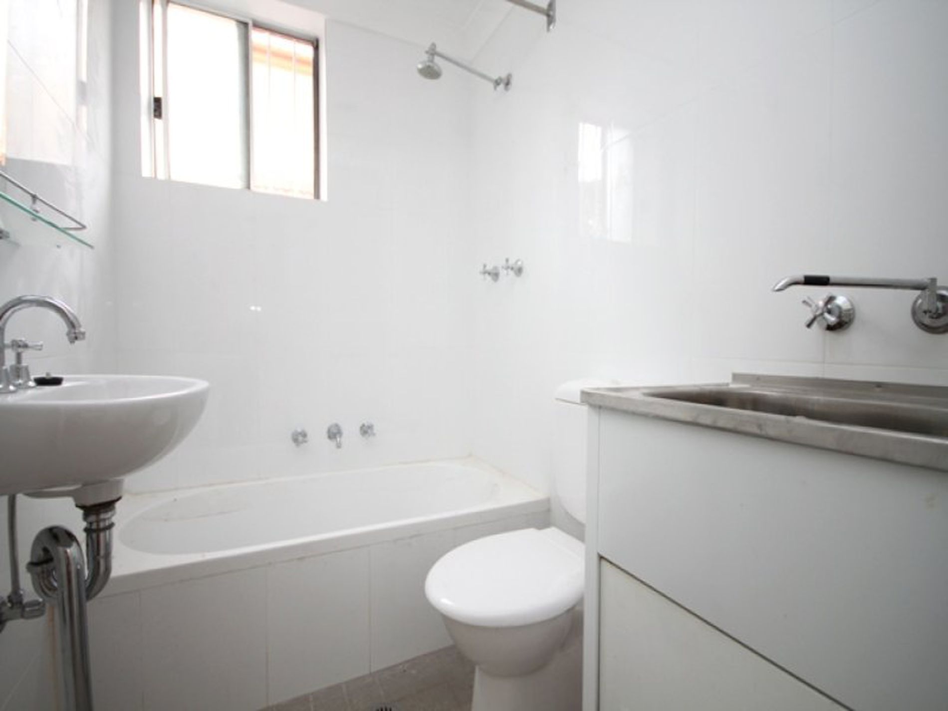 1 / 56 Leylands Parade, Belmore