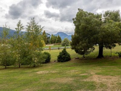 50 Mountain River Road, Grove