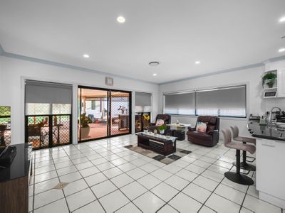 43 Pinelands Circuit, Redland Bay