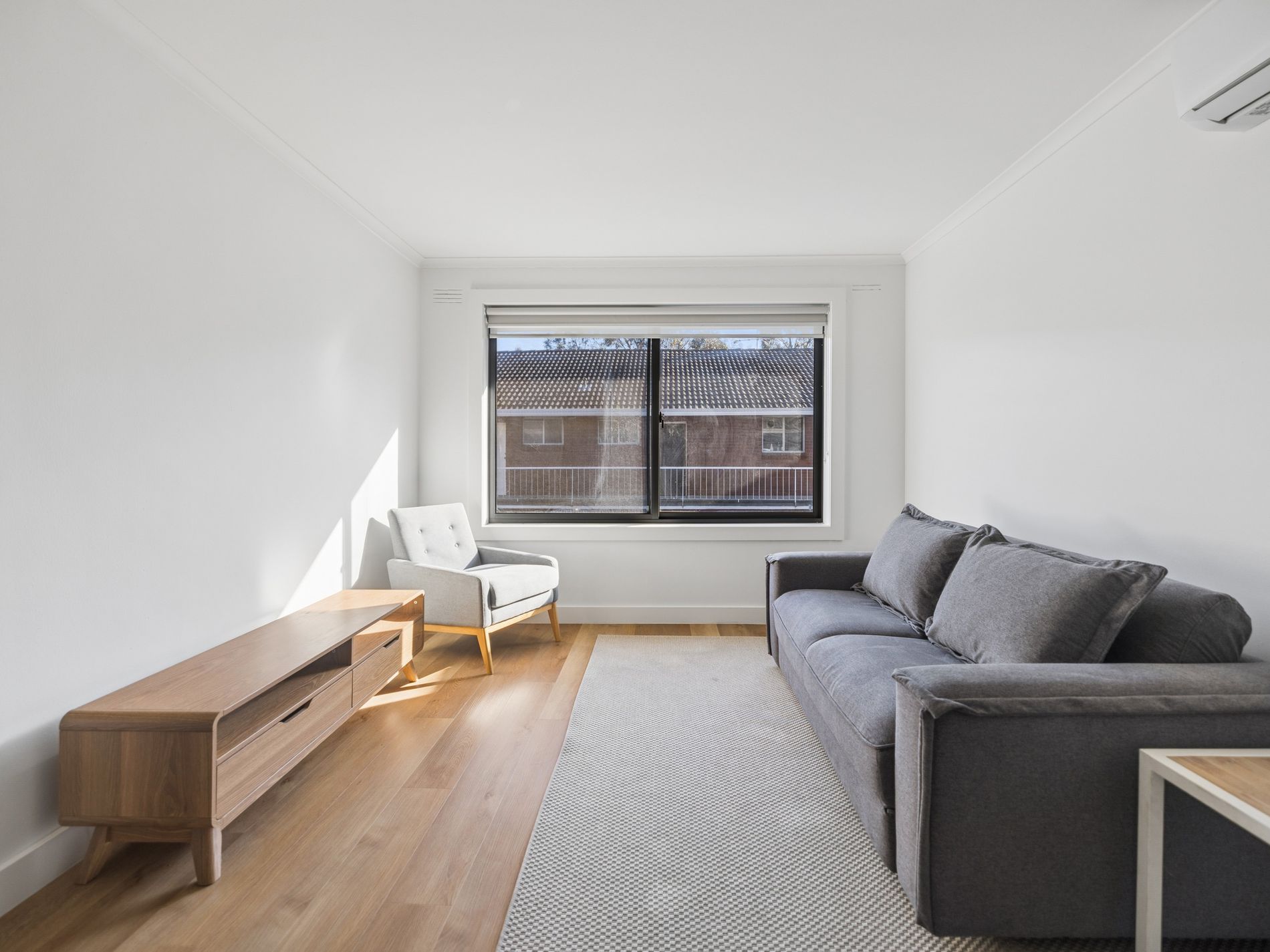 10 / 10 Empire Street, Footscray