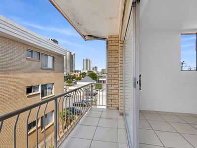 7 / 26 Garrick Street, Coolangatta