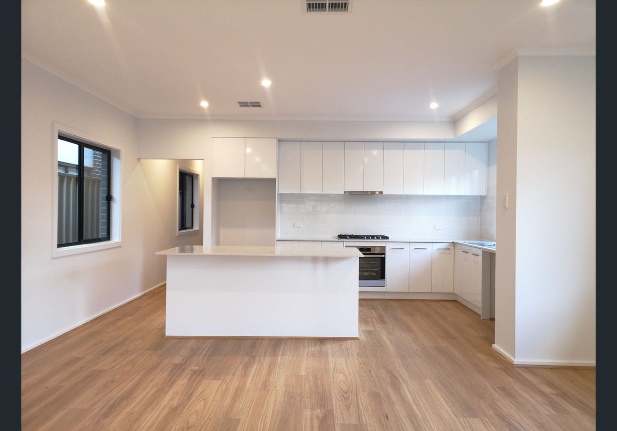 11B  First Street, Magill