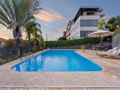 9 / 2 Hampton Street, Burswood