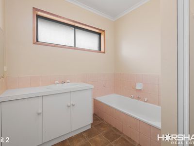 1-3 / 9 Young Street, Horsham