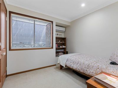 10 Essex Close, Springwood