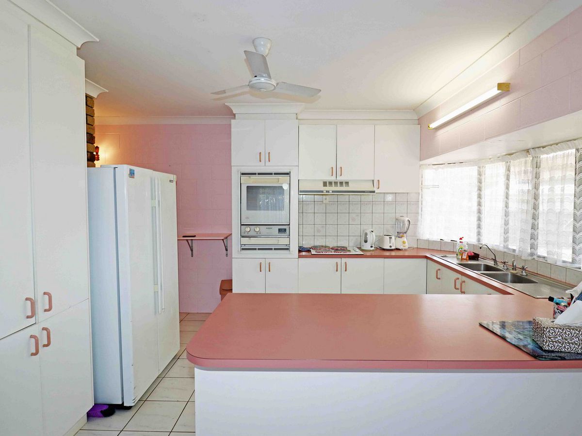 32 Tower Avenue, Atherton
