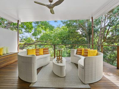 14 HILLVIEW PARADE, Ashmore