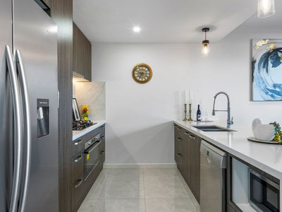 11 / 10 Zircon Close, Rochedale