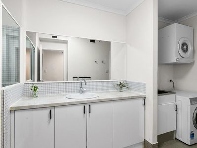 3 / 418 Murray Street, Perth