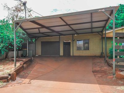 4 Carney Street, Newman