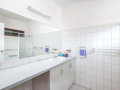 36 Manooka Drive, Cannonvale