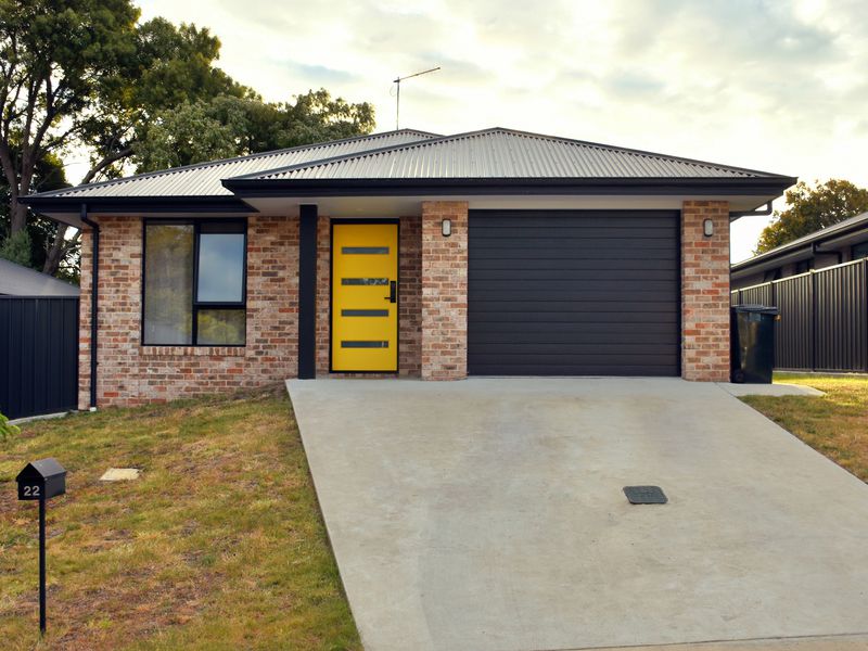 Real Estate Agent in Wynyard, Tasmania Sonya Baker Property