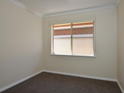 4B Nepean Grove, Hannans