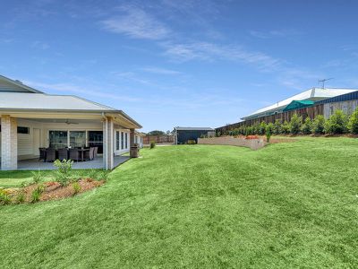 68 Outlook Place, Moggill