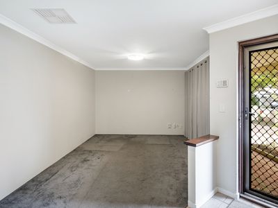 17 Coomer Elbow, South Guildford