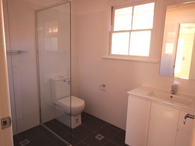 147 Central Avenue, Oak Flats