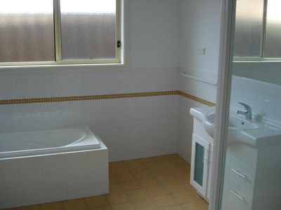 1 / 8 Helen St, Warilla