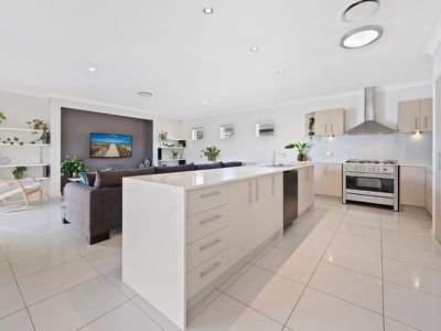 44 Southaven Drive, Helensvale