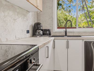 16 Gloria Street, South Golden Beach