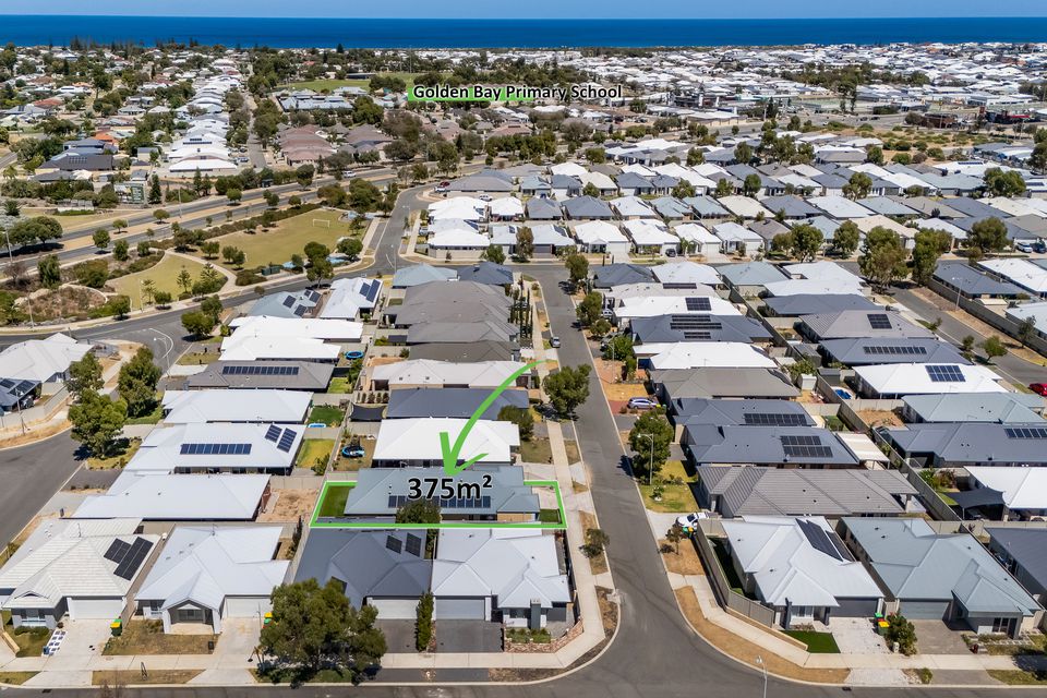 18 Yandal Way, Golden Bay