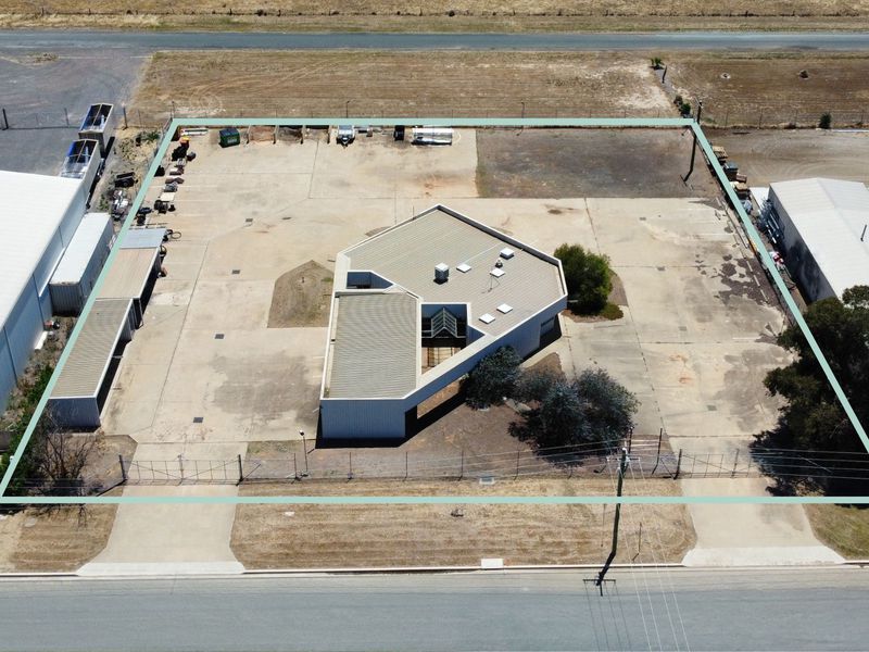 477 Kelly Street, Deniliquin