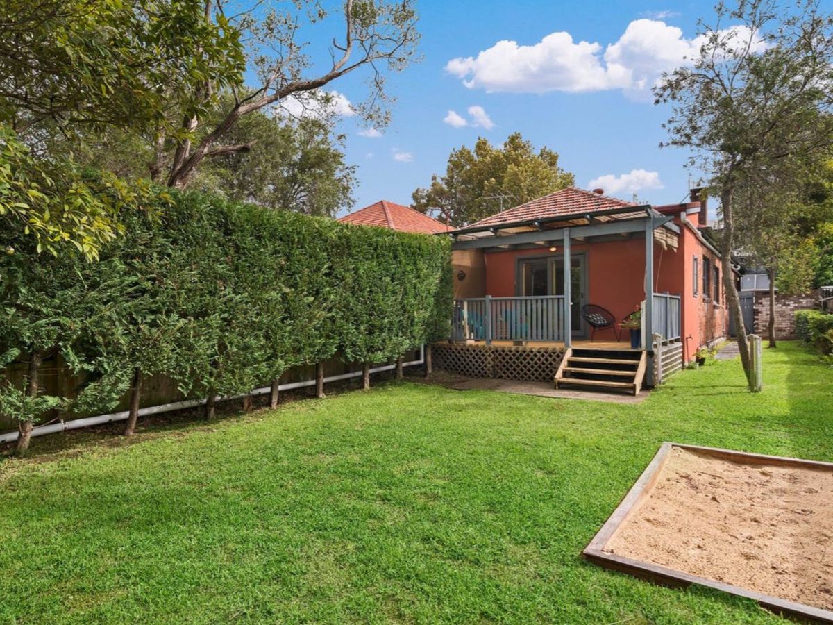 104 Sailors Bay Road, Northbridge