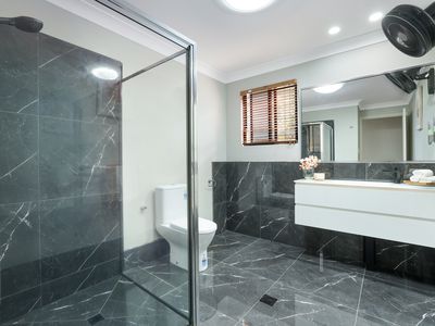 1 Torazzi Place , Mooroobool