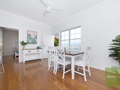 16 Estate Street, West End