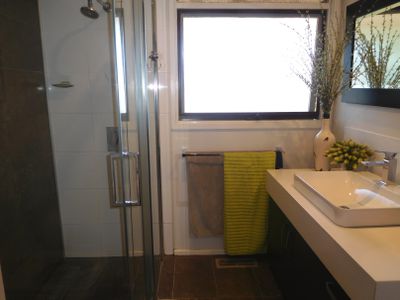 8 Delisle Ave, Shepparton