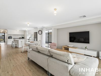 51 Cloudberry Crescent, Upper Swan