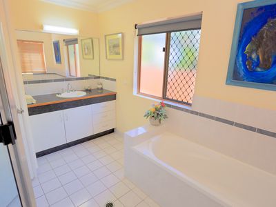 10 Monaco Drive, Zilzie