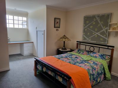 3 Bardoc Retreat, Hannans