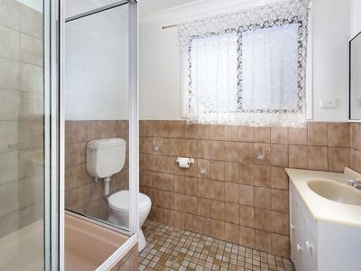 2 / 3 Melinda Grove, Lake Heights
